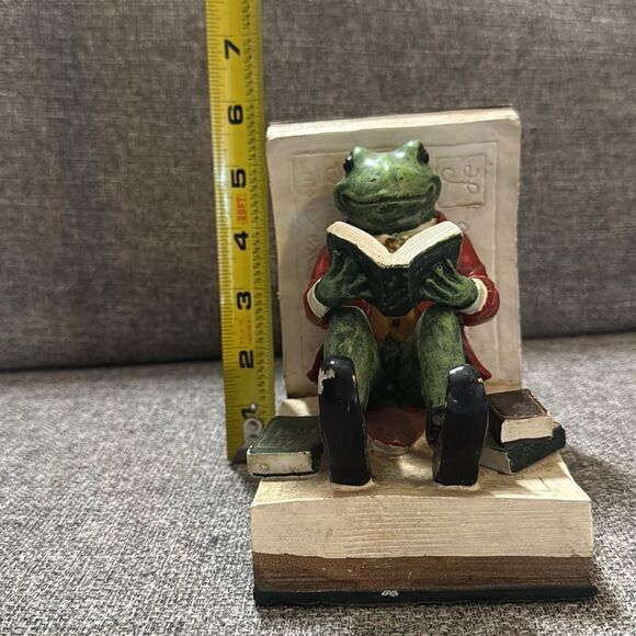 Toads Escape Bookend/"Wind And The Willows" Bookend - Picture 5 of 7